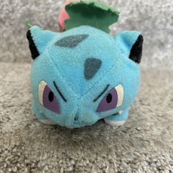Vintage 1998 Pokemon Ivysaur Bean Bag plush toy