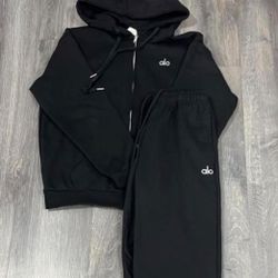 Alo Yoga Men's Black Sweatshirt