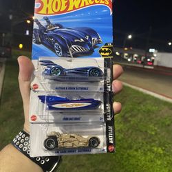 Hotwheels Batman Bundle 🦇 $10 Located Pharr