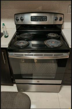GE electric Oven / stove - Great Condition
