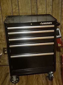 Husky Rolling Tool Cabinet