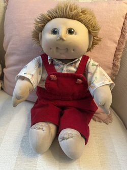 Vintage 1980s Cabbage Patch Doll