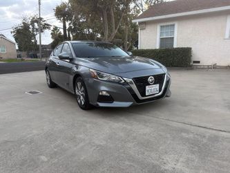 2020 Nissan Altima