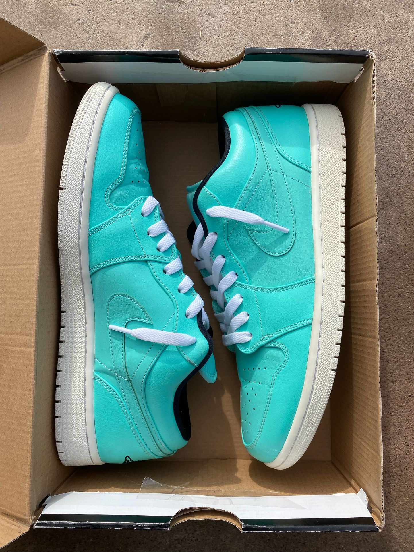 Air Jordan Retro 1s Low $50 FIRM