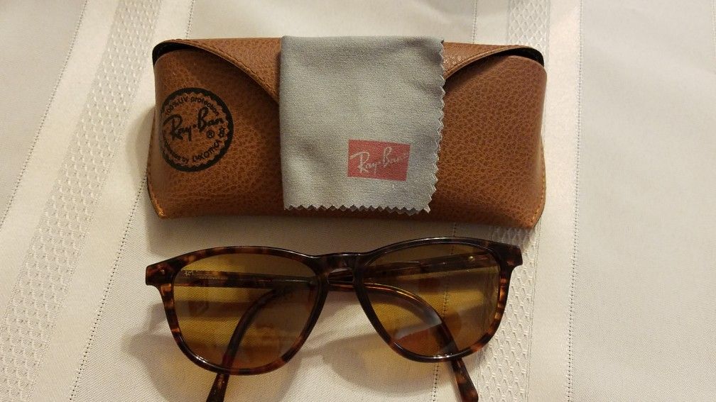 Ray-Ban Sunglasses $65.00 or Best Offer