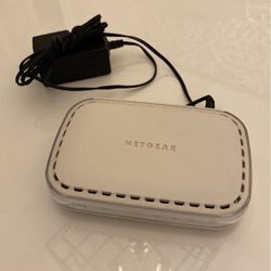 Netgear 5 port GS605 v3 Gigabit Desktop Ethernet Switch