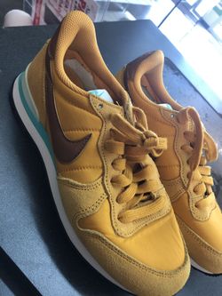 Nike shoes 6.5