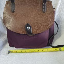 Vintage Dooney And Bourke Crossbody Bag 
