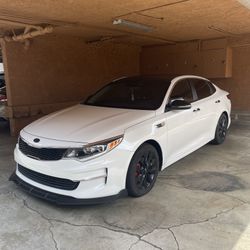 2018 KIA Optima