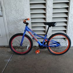 Like  NEW Joystar Kids Bike 20in Wheel