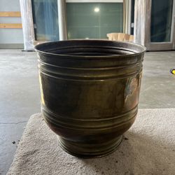 Large Gold Flower Pot
