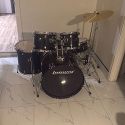Ludwig Drum Set