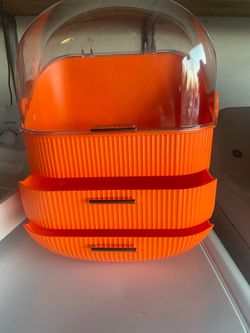 Make up storage box has 2 drawers