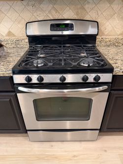 GE Gas stove/range/oven