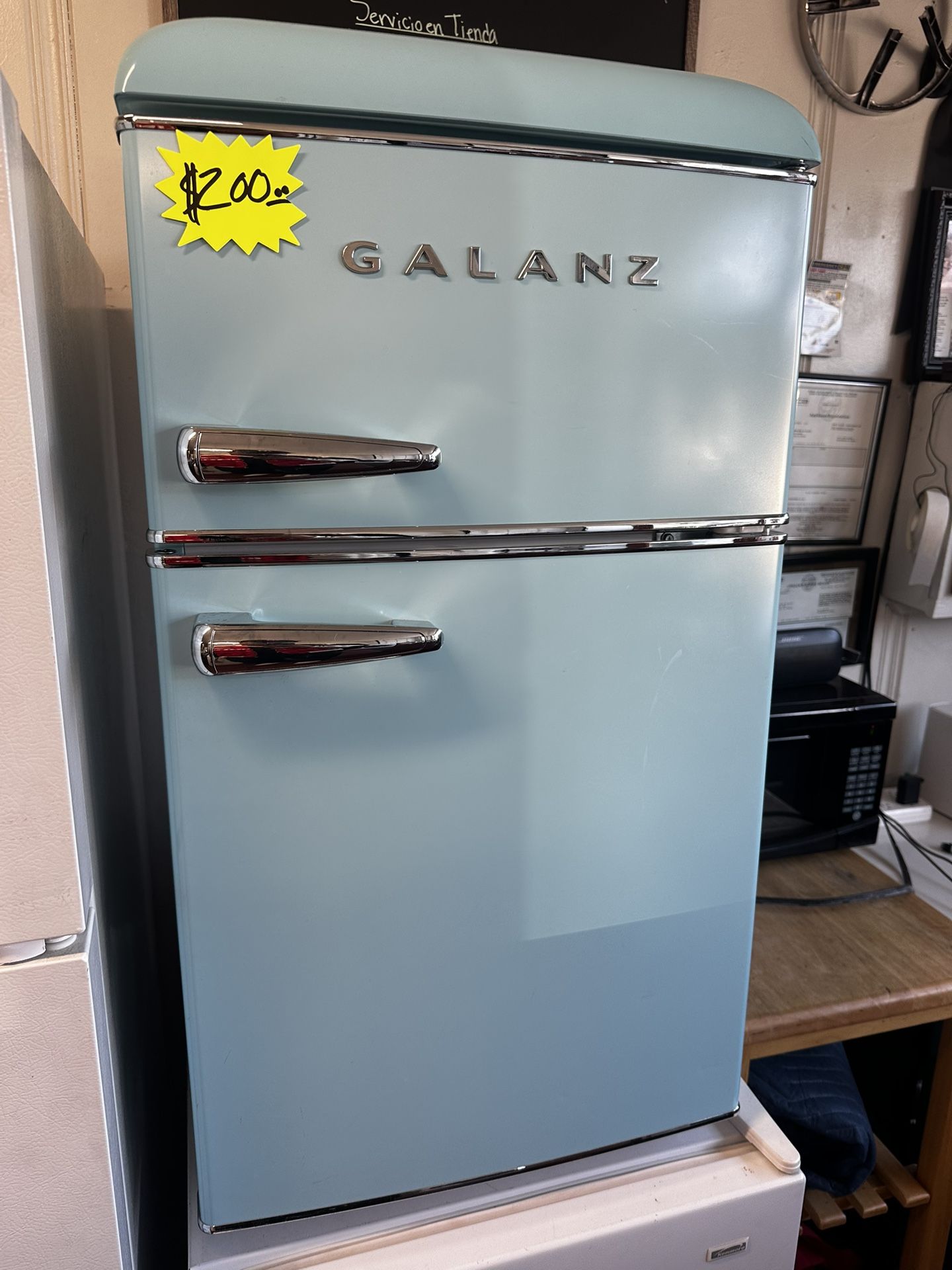 Mini Fridge