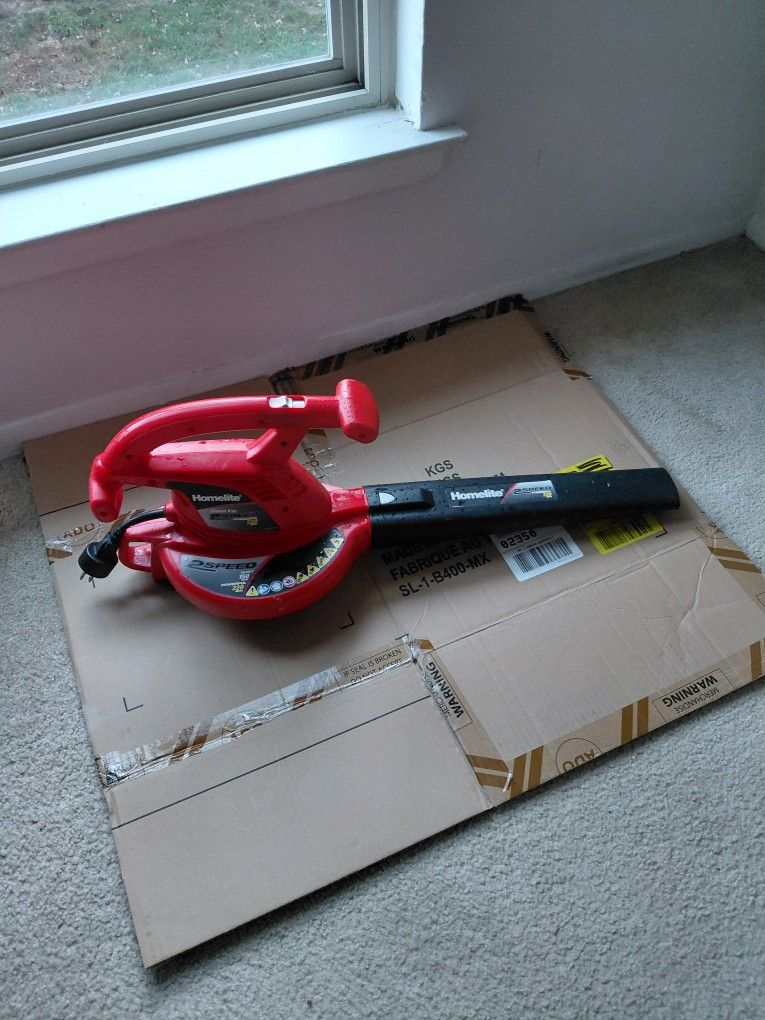 Homelite Leaf Blower $25 NE Philly It's Still Available Firm Price