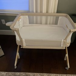 Bedside Bassinet (Never Used)