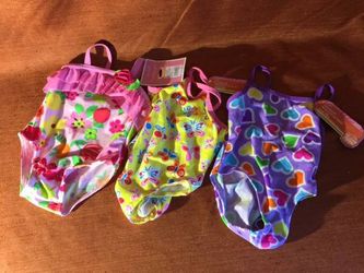 Brand New Girl's 9-12m Swimsuits