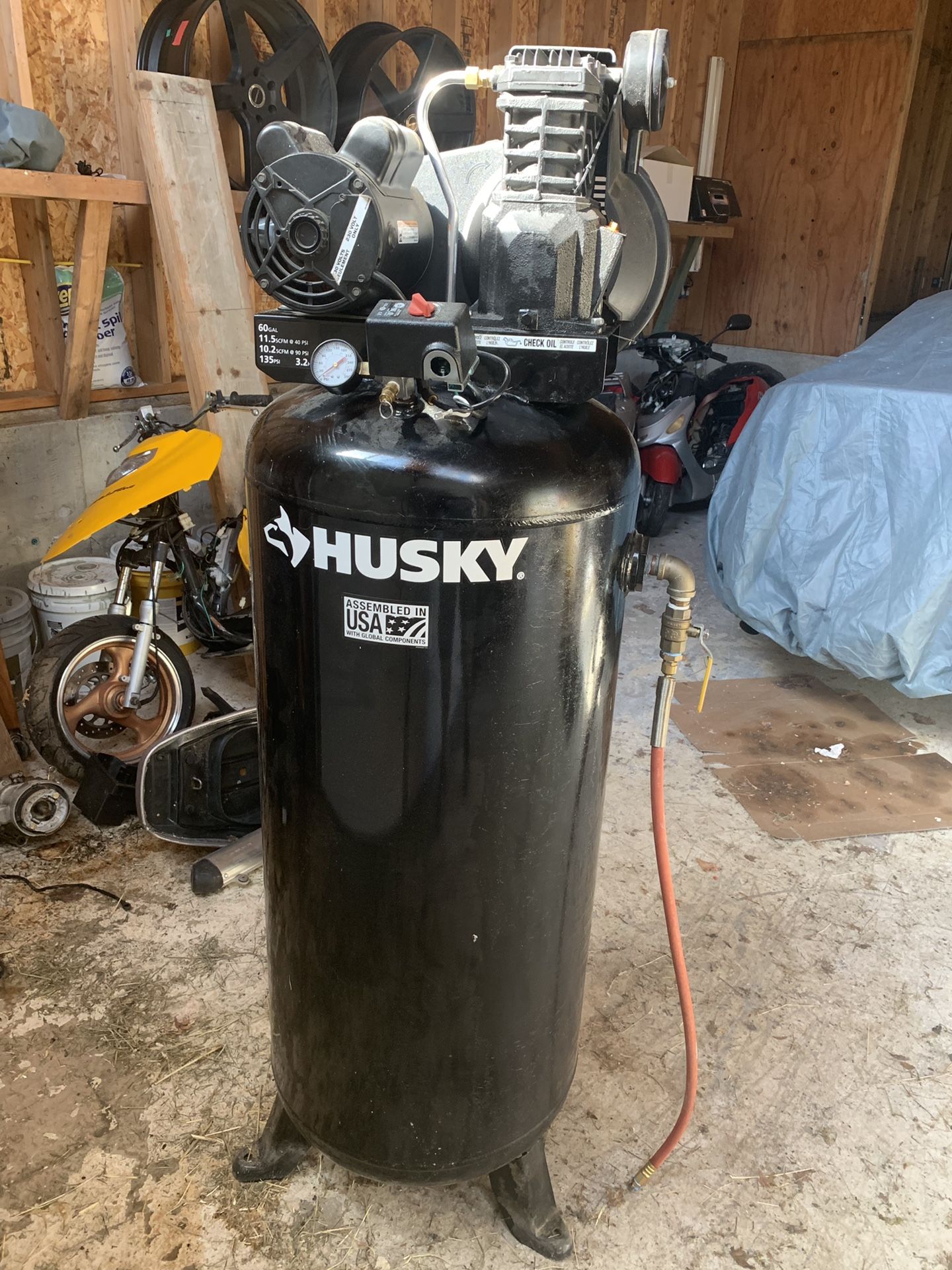 Husky 60 gal Air compressor for Sale in Puyallup, WA