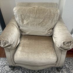 Vintage Beautiful Sofa Chair