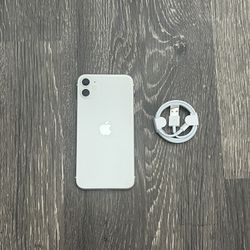 iPhone 11 White UNLOCKED FOR ALL CARRIERS!