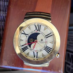 Dejuno Quartz Crystal Watch 