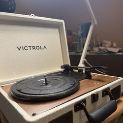 Victrola Suitcase Record Player 