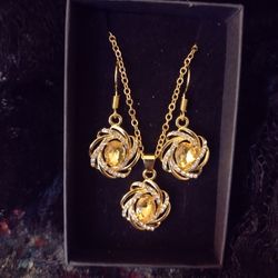 Necklace And Earring Set