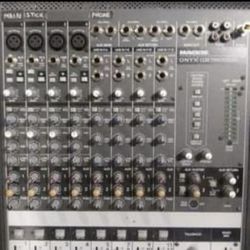 Mackie Onyx  1220 Sound Mixer Audio Equipment 