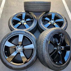  22" Land Rover Defender Gloss black OEM wheels and tires 