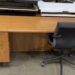 2 Matching 6’ Oak Office Computer Desks! Only $70 Ea! 2’ Deep Great For Home Office! 