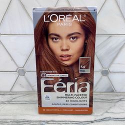 L'Oréal Féria hair dye. This is the 54 Spiced Copper shade. Multi-faceted shimmering colour with 3X highlights. Gentle, deep conditioning for all hair