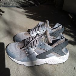 !! Boys Shoes Nike Air Size 6.5