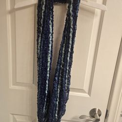 Woman's Navy Blue, Sky Blue & Metallic Silver Netted Infinity Scarf