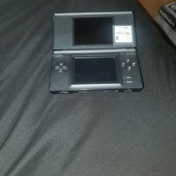 Black Nintendo DS