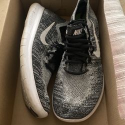 Nike Fly Knits