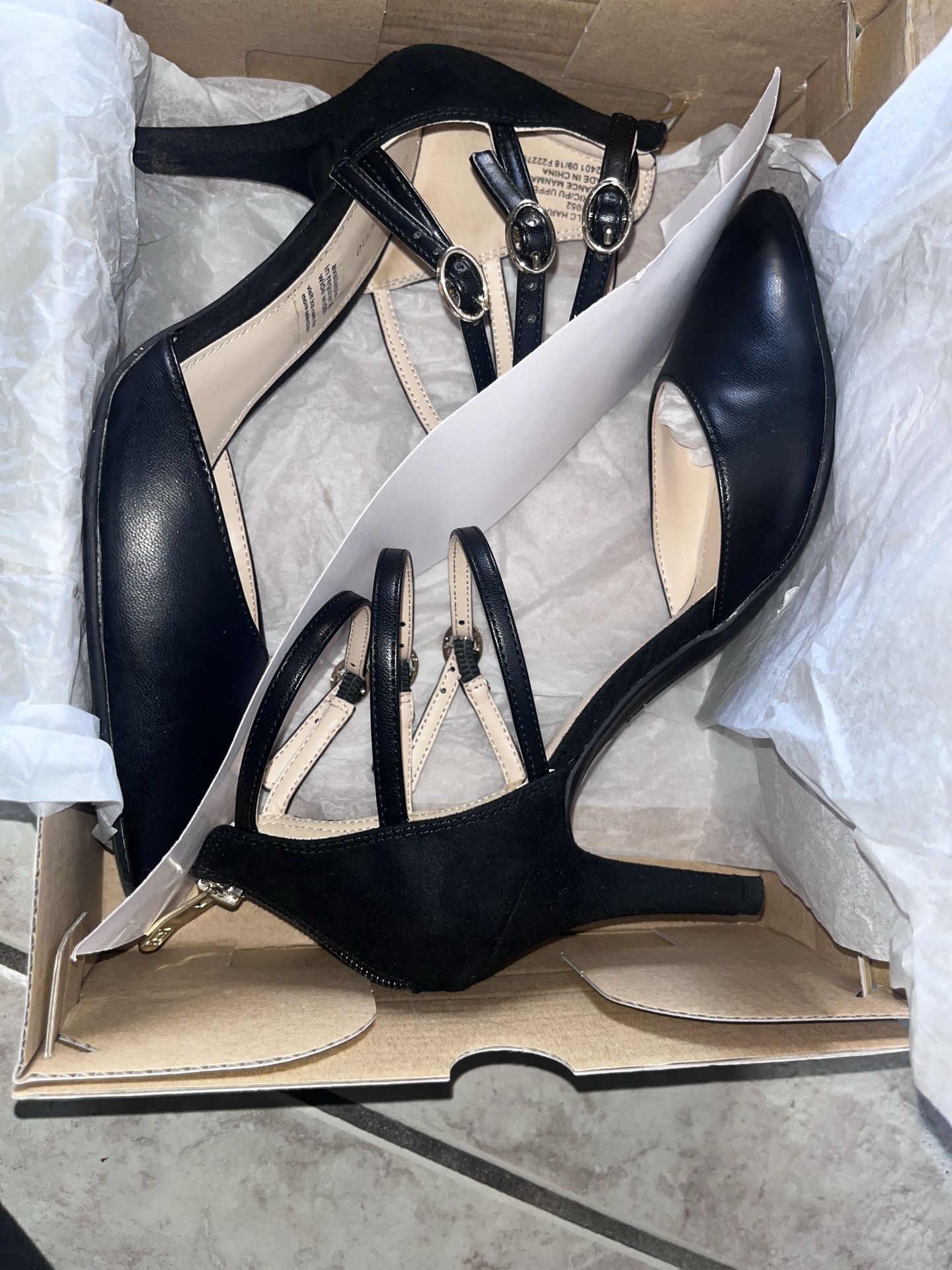 Women’s low heel