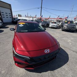 2024 Hyundai Elantra