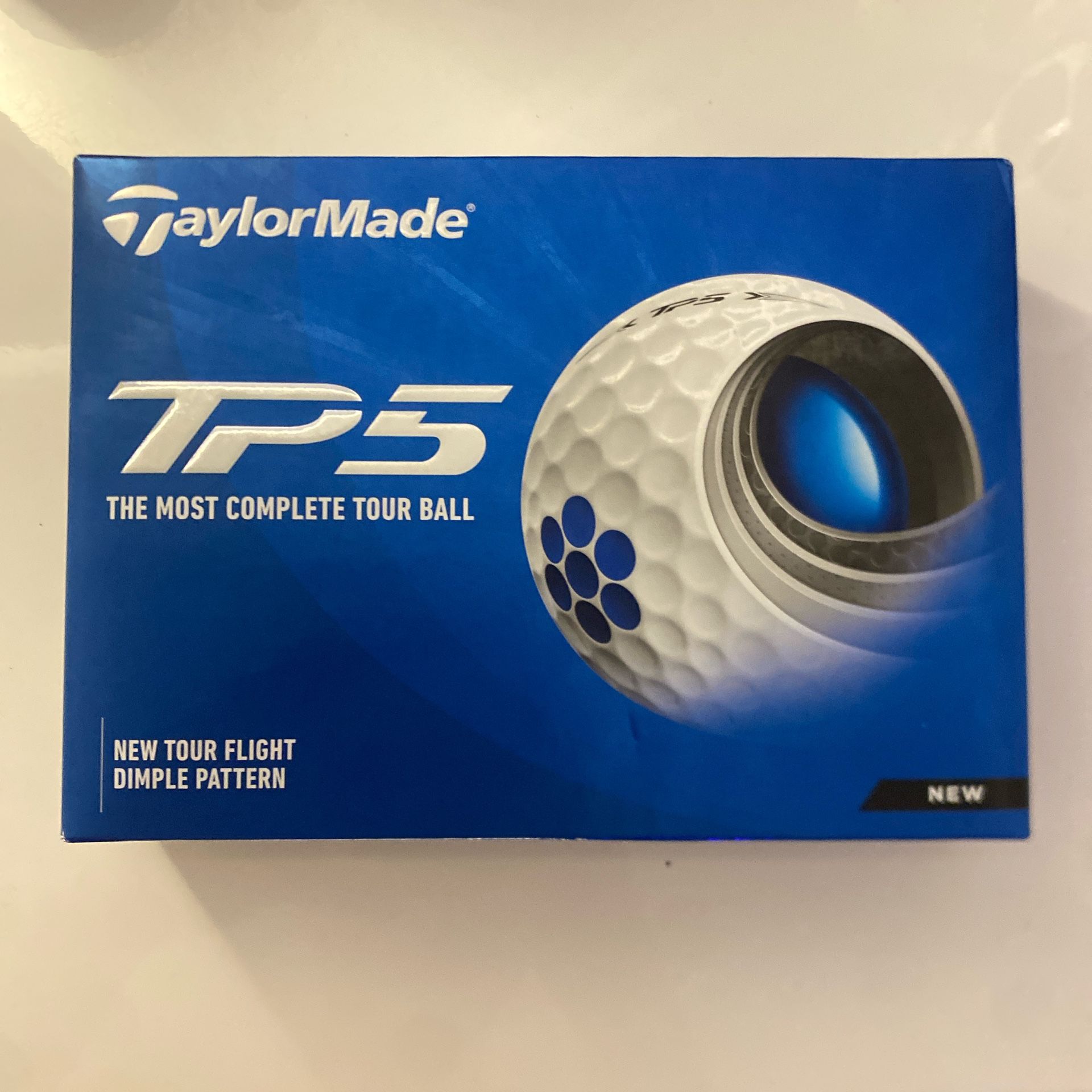Taylor made TP5 golf balls