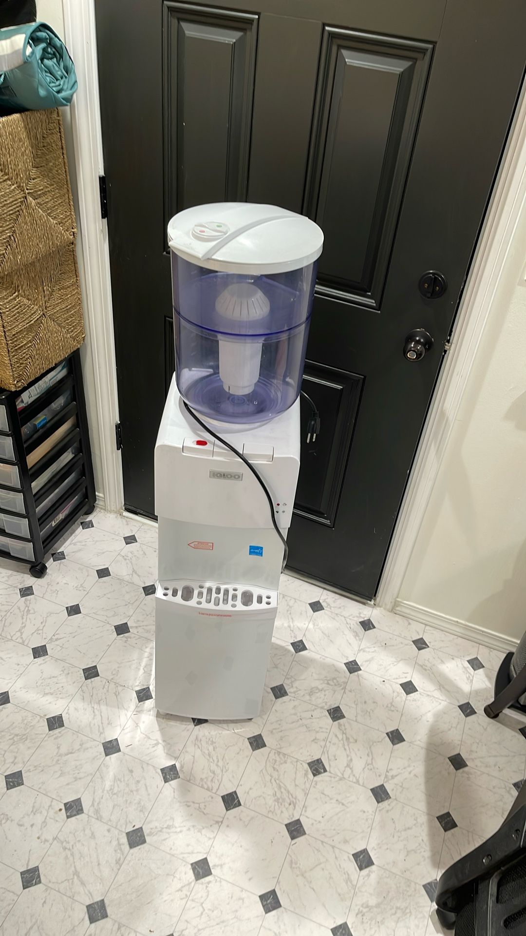 Hot And Cold Water Dispenser