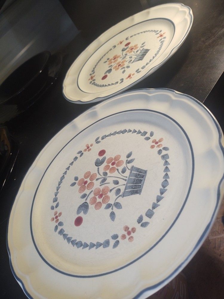 Design Dinnerware (2)