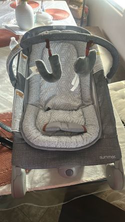 Baby bouncer chair