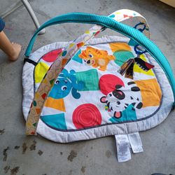Infant floor mat