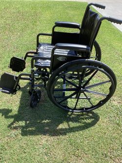 Kerman wheel chair 250 WEIGHT CAPABILITY-$100