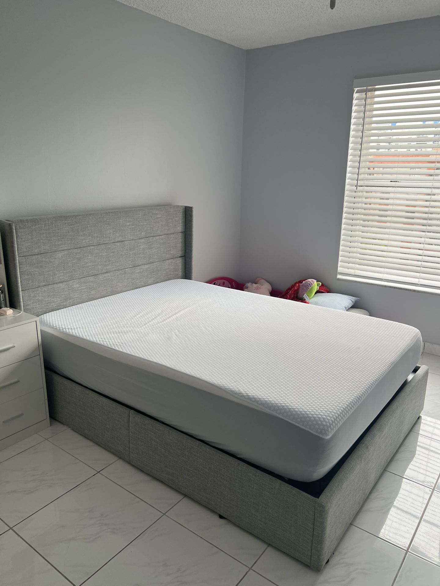 Cama Queen Con Colchón 