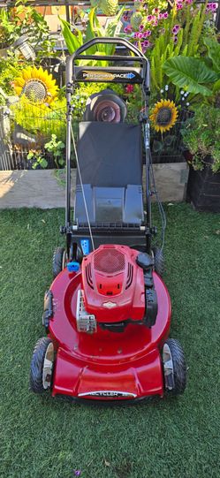 Toro Personal Pace 193cc 22" Self-Propelled Lawn Mower