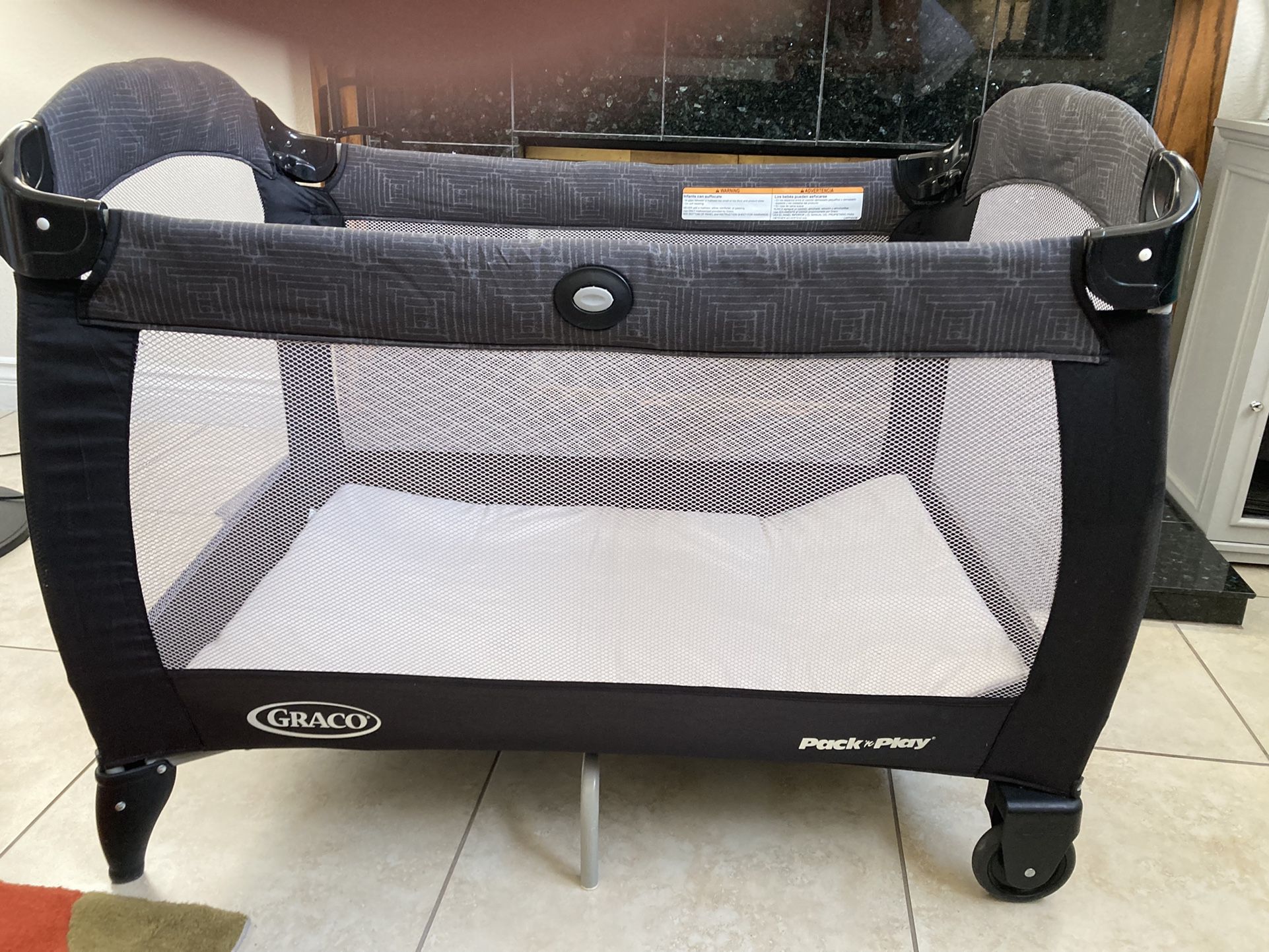 Graco Play And Go