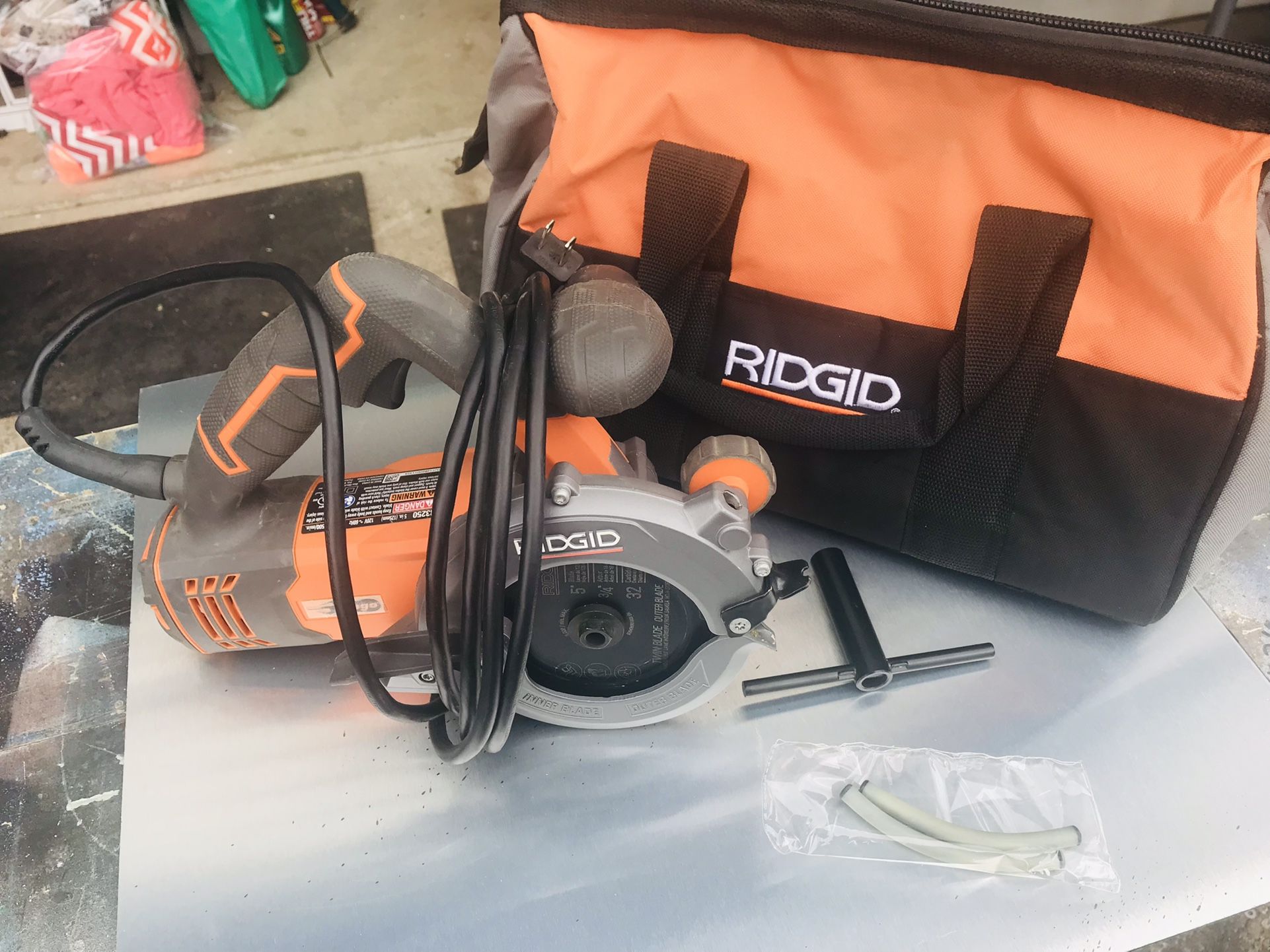 Ridgid TwinBlade Circular Saw