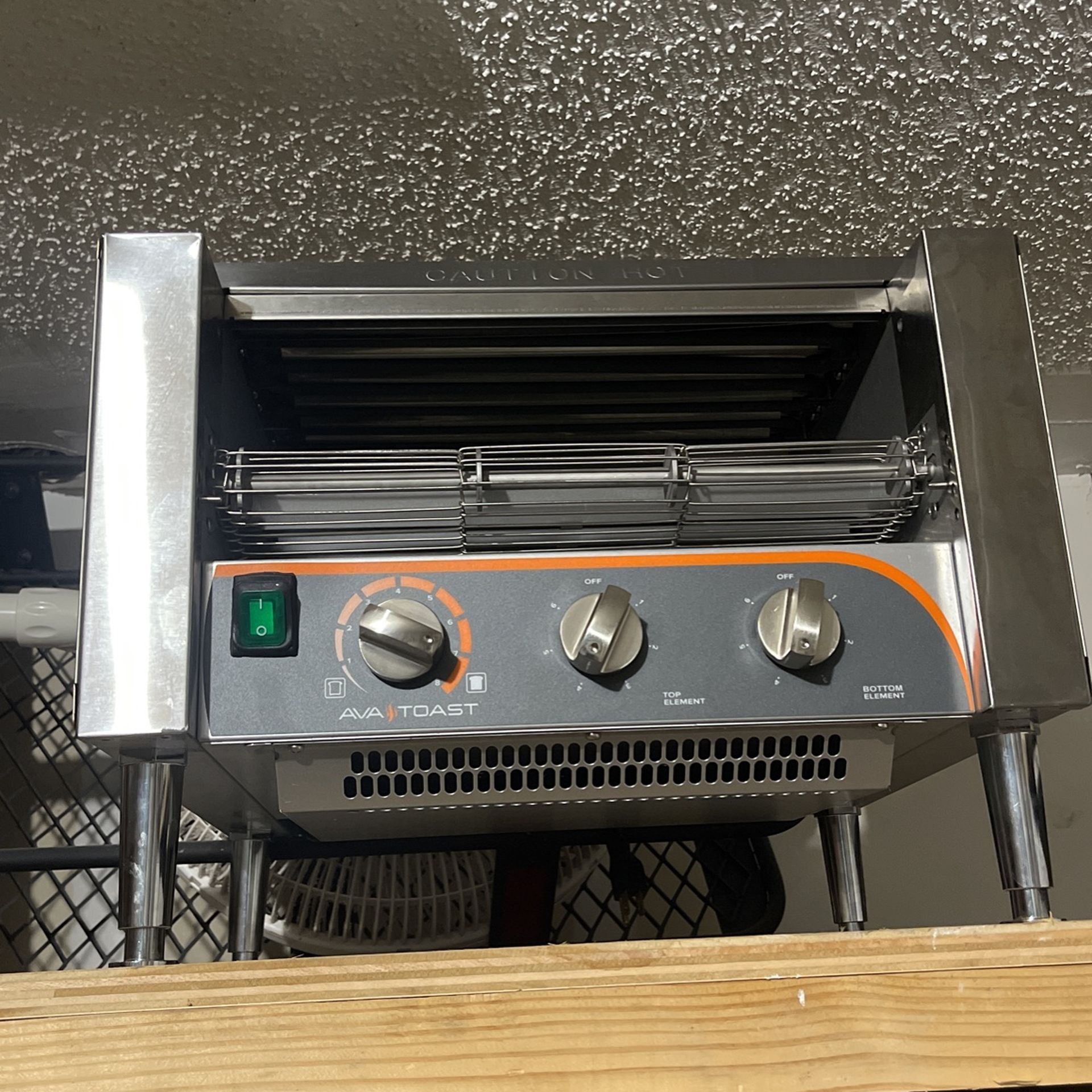 Ava toast Comercial 14 1/2” Wide Conveyor Toaster With 3” Opening 208 V,3600 W, 1200 Slices Per Hour