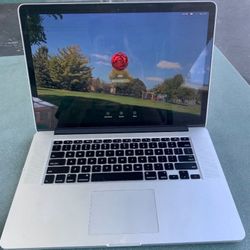 Apple MacBook Pro 13” - macOS 15.7.3 Sequoia 